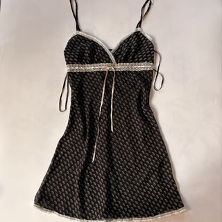 (Category: ) located in . Submitted by kaelian_couture (Listing ID 1468732335, Image 1). Description: .