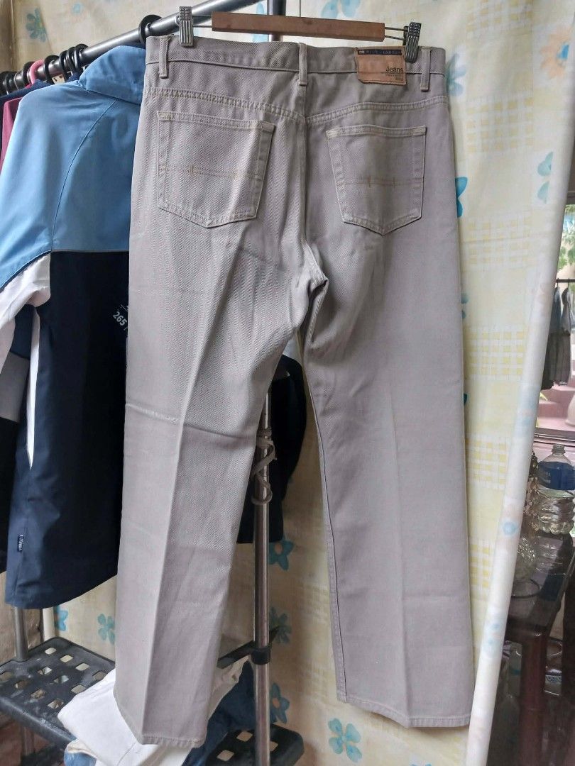 MARKS SPENCER Blue Harbour Beige Denim Pants Slacks (Category: Jeans) located in Pasig City. Submitted by rjkfindsofficial (Listing ID 1468713590, Image 2). Description: ​ITEM DETAILS & SPECS: • Brand: Marks & Spencer (Blue Harbour line) • Color: Stone / Beige / Khaki • Material: 100% Cotton (Durable heavy-duty fabric) • Condition: Preloved (Needs washing / Needs laba) • Legitimacy: 100% Authentic / Original (Complete inner tags and back leather 