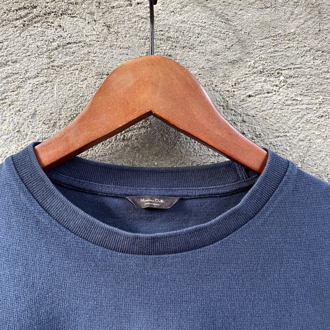 MASSIMO DUTTI (Category: Tshirts & Polo Shirts ) located in Manila. Submitted by flippinn (Listing ID 1468803011, Image 3). Description: Large 21W 27.5L Excellent Lalamove or J&t Express + Shipping fee.