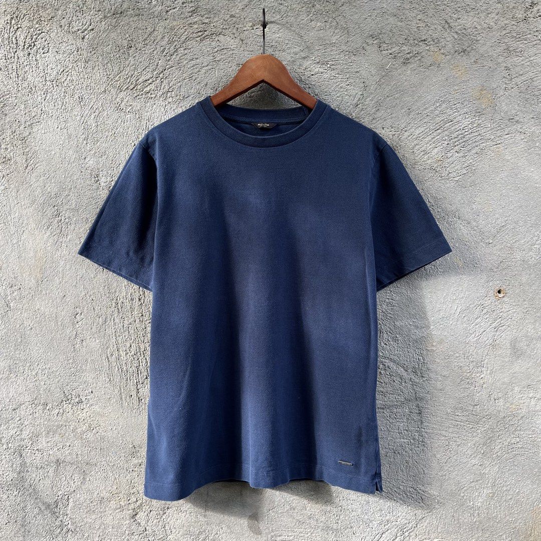 MASSIMO DUTTI (Category: Tshirts & Polo Shirts ) located in Manila. Submitted by flippinn (Listing ID 1468803011, Image 1). Description: Large 21W 27.5L Excellent Lalamove or J&t Express + Shipping fee.