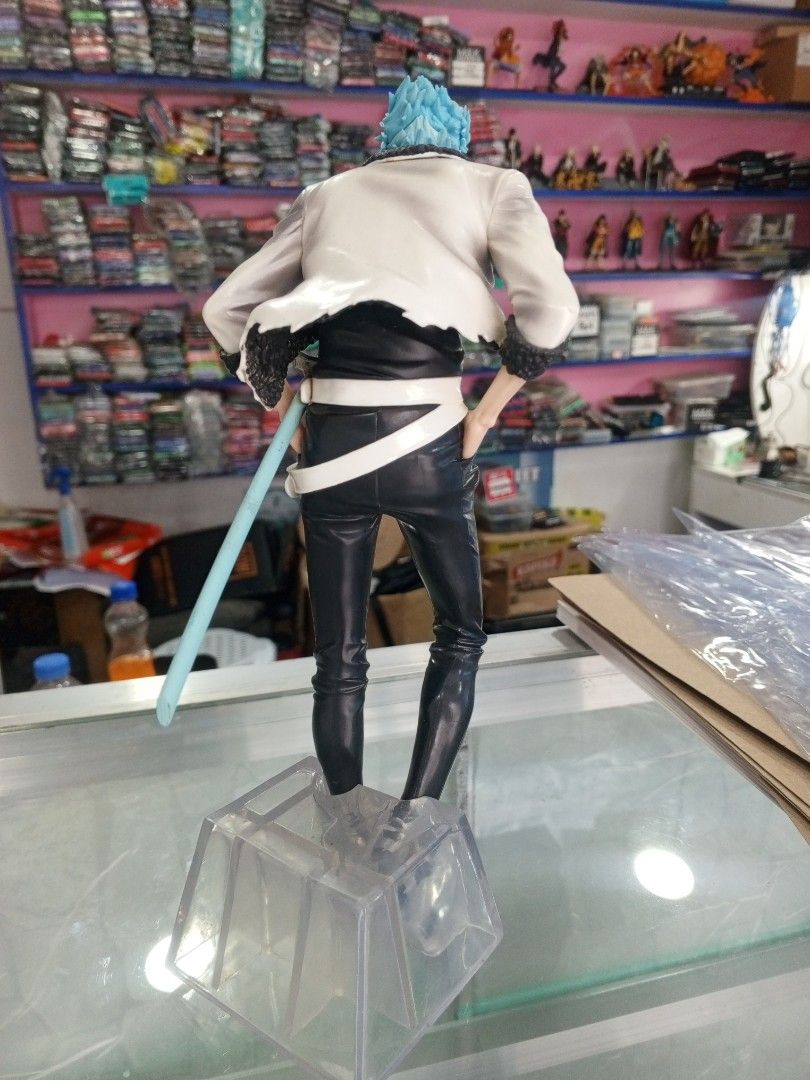 Masterlise Grimmjow (Category: Figurines & Statues) located in Cebu City. Submitted by neilbox (Listing ID 1468830249, Image 2). Description: Loose as is no issue.