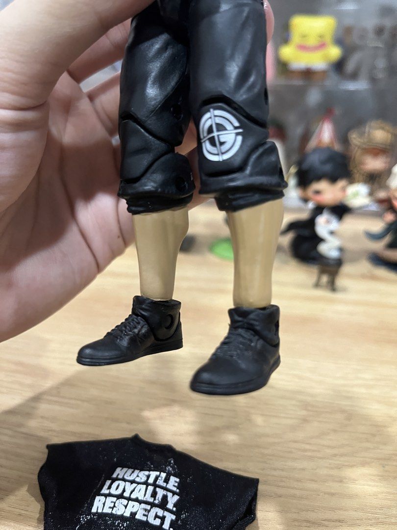 Mattel WWE Elite John Cena (Category: Action & Battle Toys) located in Bacoor. Submitted by chongscollectibles (Listing ID 1468840295, Image 3). Description: Tight joints. Good condition. What you see is what you get. Issues: - Swapped yung sneakers from Collector’s Ed Cena Elite (body and head is from Hall of Champions 4-pack Elite). - Slight dirt on wristband. Mop:Gcash Mod:Lalamove, LBC, J&T 📍The District Dasmariñas, Alabang Town Center, Fest