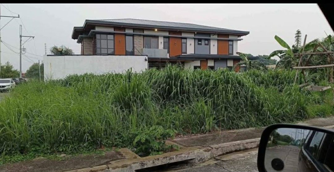 Meadowood Executive Village Bacoor (Category: Announcements) located in Cavite. Submitted by haileyetc. (Listing ID 1468842172, Image 1). Description: for sale lot only corner lot 222 sq meters meadowood executive village bacoor phase 3 B.