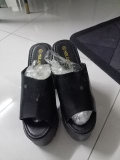 (Category: ) located in . Submitted by borneo.glamjz (Listing ID 1468824020, Image 1). Description: .