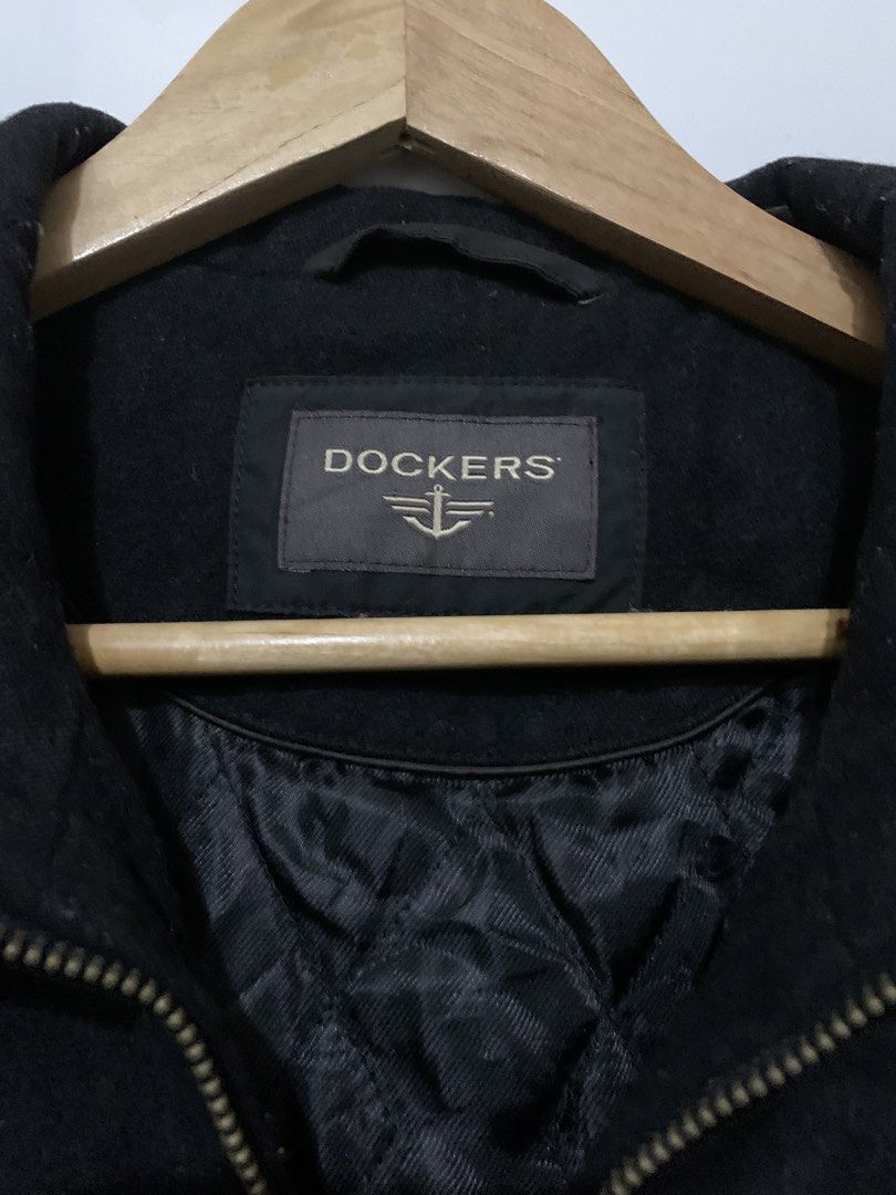 Men’s Dockers Military Wool Blend Coat Full Zip (Category: Coats, Jackets and Outerwear) located in Bulacan. Submitted by ridersthrift_ph (Listing ID 1468837267, Image 2). Description: Men’s Dockers Military Wool Blend Coat Full Zip Size Medium on tag Excellent Condition No Flaws Material: Wool Quilted Inside Lining 3,499php + Shipping fee (payment first basis) Gcash or Bank Payment Loc.: Bulacan 📍.
