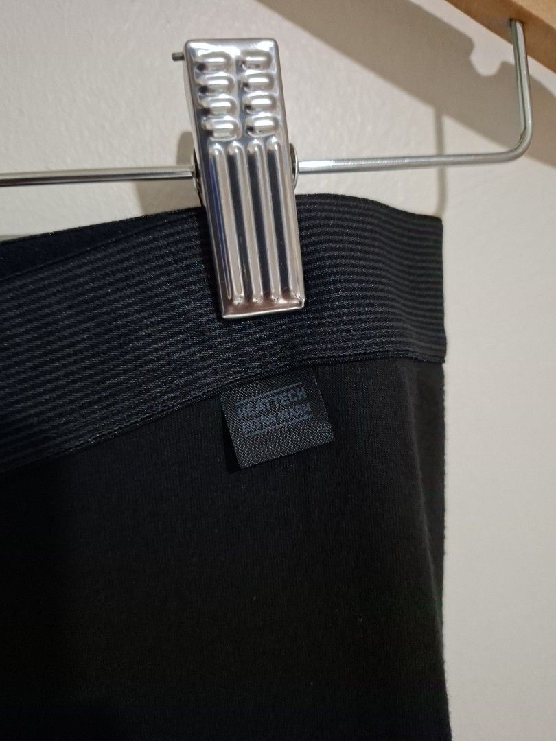 Mens heattech leggings S (Category: Underwear) located in Subic. Submitted by petitecorner22 (Listing ID 1468853066, Image 3). Description: like new extrawarm no more haggling please.