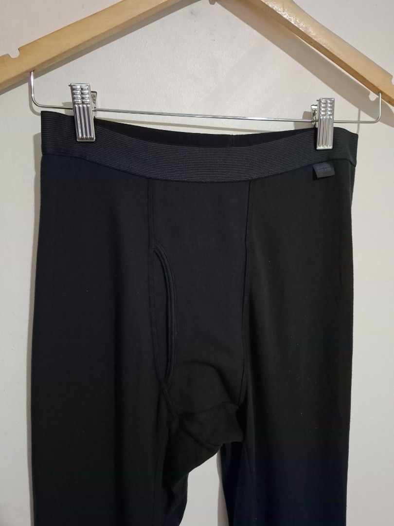 Mens heattech leggings S (Category: Underwear) located in Subic. Submitted by petitecorner22 (Listing ID 1468853066, Image 2). Description: like new extrawarm no more haggling please.