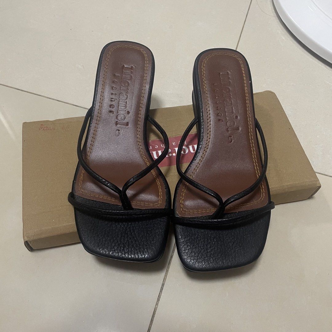 Meraniel Diana 1.5” Wedges (5) (Category: Wedges) located in Malabon City. Submitted by aya.papaya (Listing ID 1468890974, Image 1). Description: - meraniel genuine leather wedge sandals - size 5 (see size guide). snug fit, very sakto lang for me. i’m usually a size 5 for their open toe sandals. - ww already posted. no more pics! - price is negotiable but no lowballers! original price is ₱2,790 - rfs: will buy a different color! from their websit