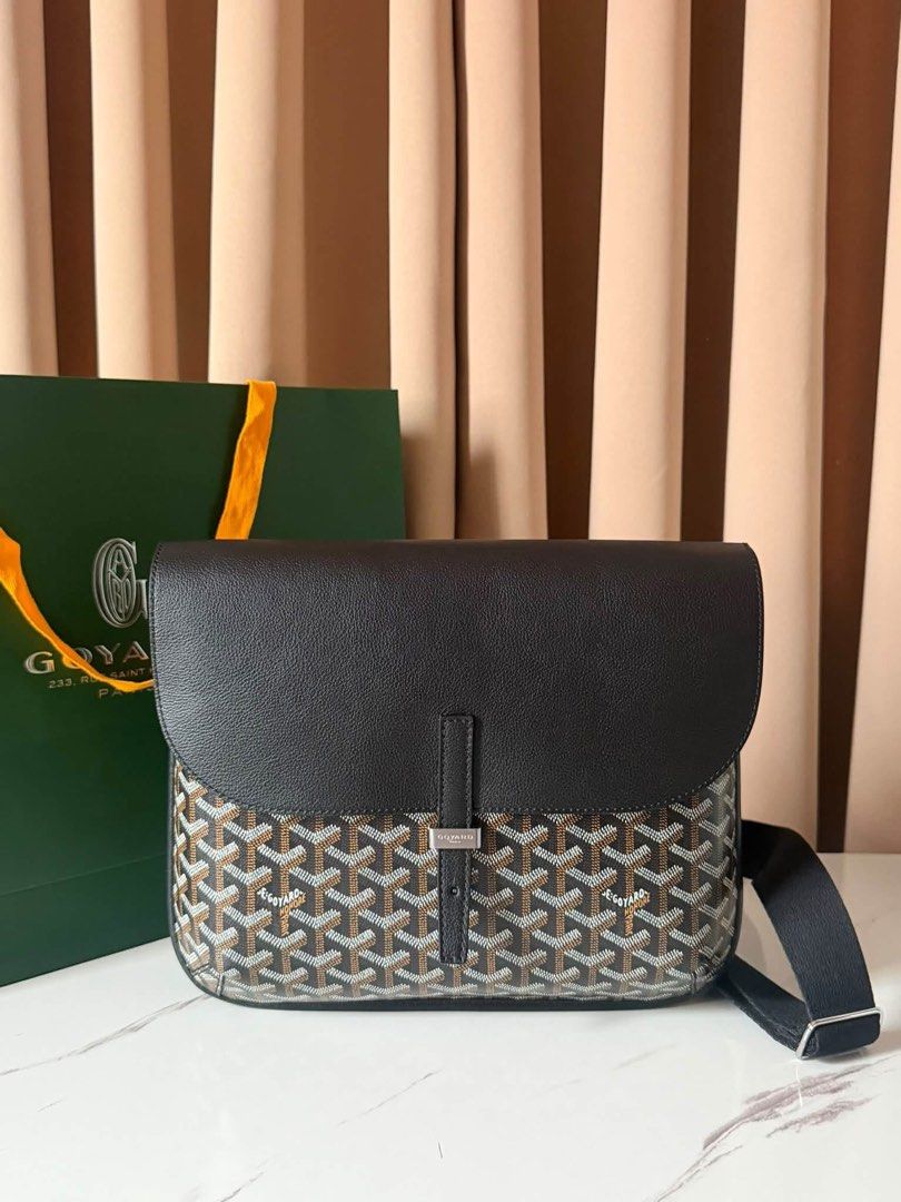 Messenger Coursier Bag (Category: Luxury Bags & Wallets) located in Manila. Submitted by bagsandshoesmanymore (Listing ID 1468804265, Image 1). Description: Preloved Goyardine Messenger Coursier Size 32cm Height shoulder strap 30cm-52cm Lightweight and compact Linen and cotton Inner side Goyardine Canvas and Chevroches Calfskin.
