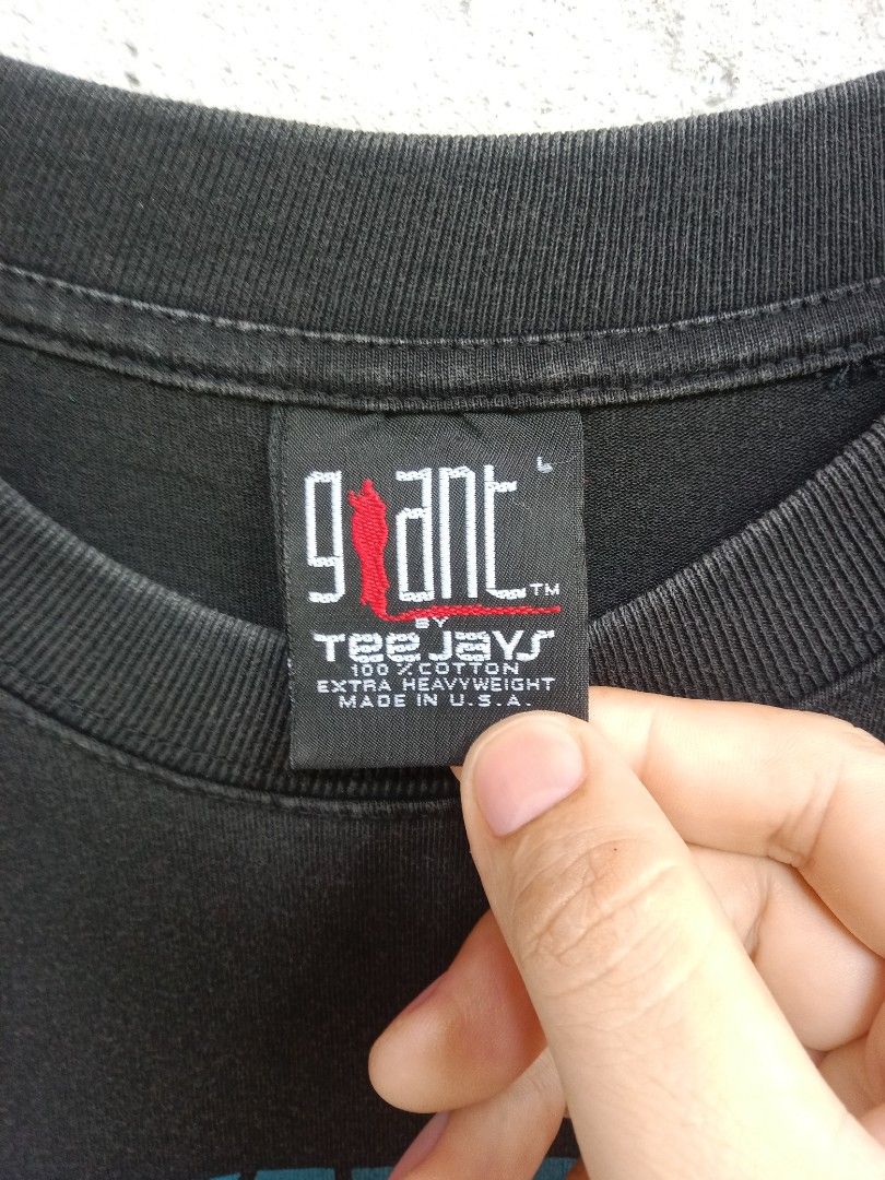 Metallica (Category: Tshirts & Polo Shirts ) located in Dumaguete. Submitted by pete_villalon (Listing ID 1468746285, Image 3). Description: 24/30 dimes no issue.