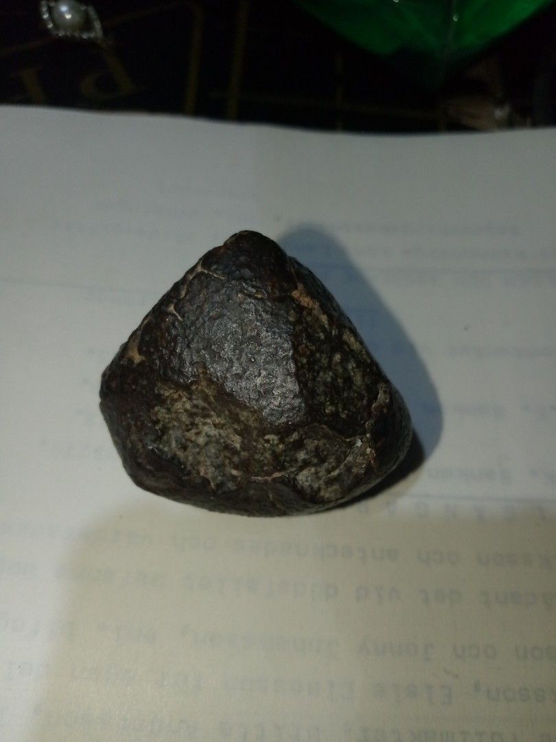 meteorite tiktite for sale (Category: Vintage Collectibles) located in Cebu City. Submitted by paulhalms73 (Listing ID 1468868227, Image 1). Description: meteorite tiktite for sale.