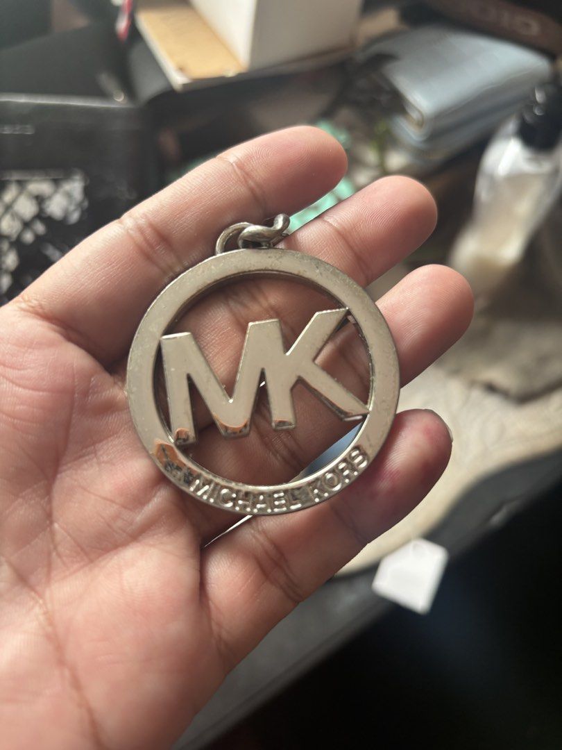 Michael Kors Keychain (Category: Luxury Accessories) located in Cavite. Submitted by owsssss (Listing ID 1468745338, Image 2). Description: .