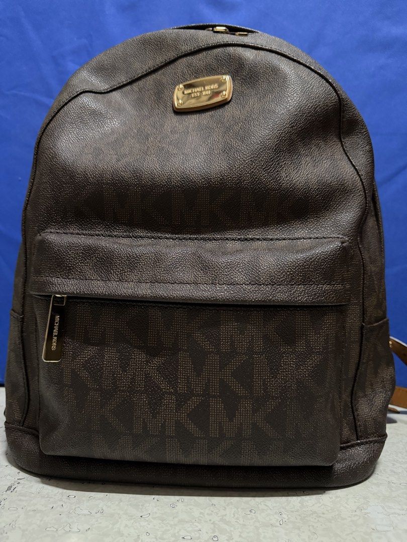 Michael Kors Large Backpack (Category: Backpacks) located in Pateros City. Submitted by celle0619 (Listing ID 1468786160, Image 1). Description: With signs of use Needs inside cleaning Authentic Well loved and used.
