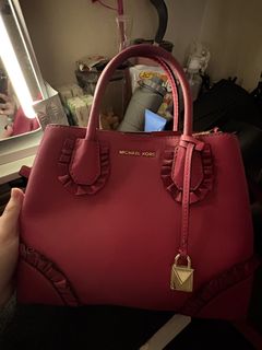 (Category: ) located in . Submitted by aella_nyx (Listing ID 1468759800, Image 1). Description: .