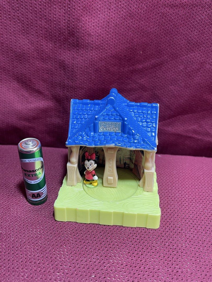 Mickey mouse (Category: Figurines & Statues) located in Manila. Submitted by dstrangerthings (Listing ID 1468725742, Image 2). Description: .