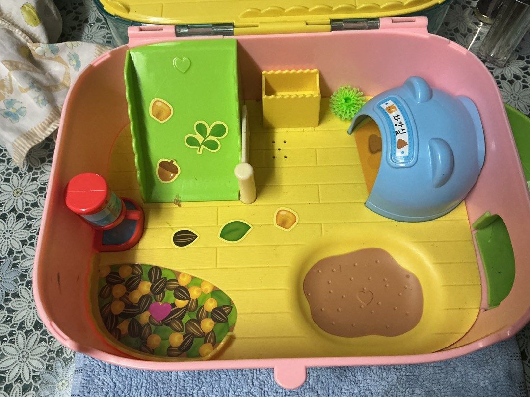 Mimi World Hamster house (Category: Kids Toys) located in Angeles City. Submitted by goodbuysathome (Listing ID 1468829531, Image 2). Description: From Korea mimi world hamster house Lost hamster pinalitan ko nlng Po Ng Molang and dog figure Add Sf 74 Gcash payment.