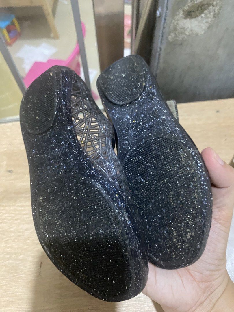 Mini Melissa Campana Flats US 11 17cm (Category: Flats & Sandals) located in Lucena. Submitted by selenaandco (Listing ID 1468741745, Image 3). Description: - with scent p -with box and care bag - no issue .