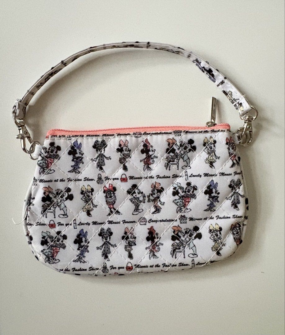 Minnie and Mickey Mouse pouch (Category: Plushies & Soft Toys) located in Manila. Submitted by sussy.stash (Listing ID 1468791162, Image 3). Description: Brand: Disney Minnie and Mickey Mouse Item: Pouch Price: 190 Mode of payment 💙 Gcash Mode of Delivery 📦 J&T Express .