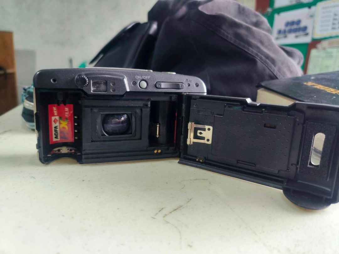 MINOLTA RIVA ZOOM 105 FOR PHP550 (Category: Video Cameras) located in Baguio. Submitted by lirvania (Listing ID 1468914111, Image 2). Description: minolta riva zoom 105 po siya nag oon pa naman po siya kaso lang po may shutter problem po wala po clicking sound.