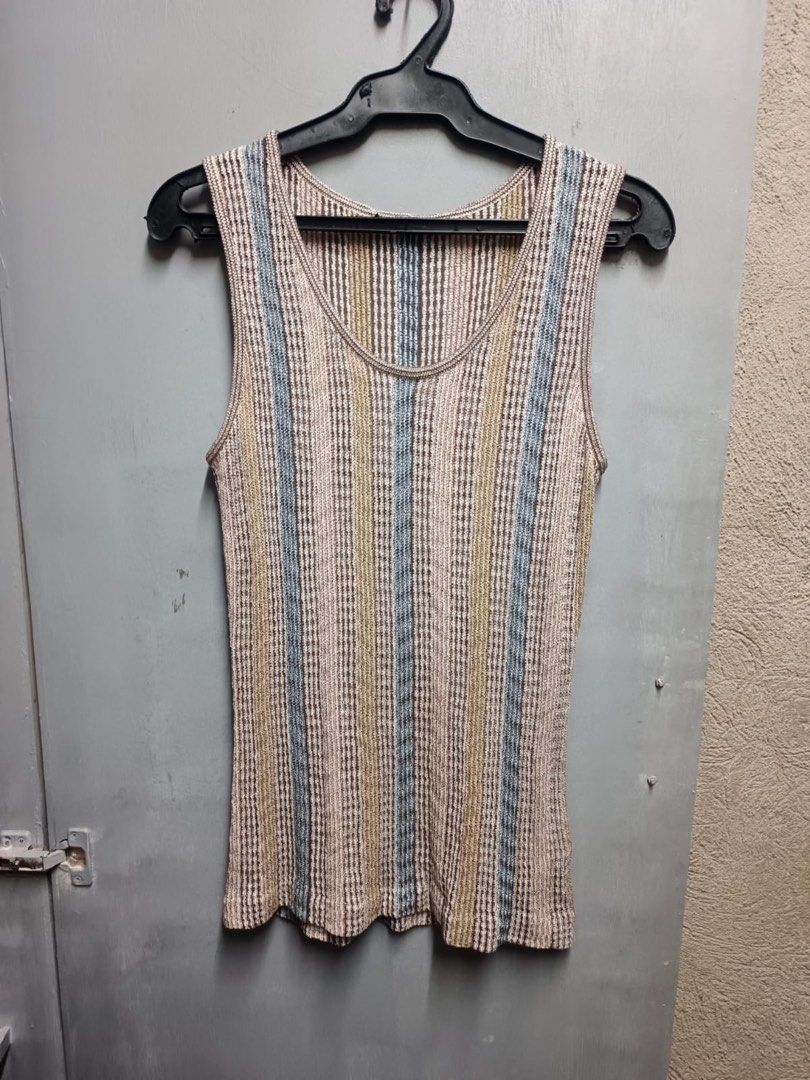 MISSONI ASPACK (Category: Others Tops) located in Dasmarinas. Submitted by jessputrages (Listing ID 1468726632, Image 3). Description: For sale Missoni Aspack Excellent condition No issue 1800 plus shipping fee Pm for more details.