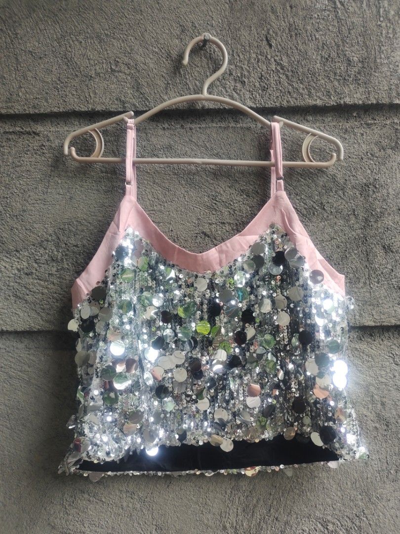 Miu miu (Category: Sleeveless) located in Legazpi City. Submitted by jaycie.thrift23 (Listing ID 1468713203, Image 2). Description: miu miu excellent to as new 16W 12L.