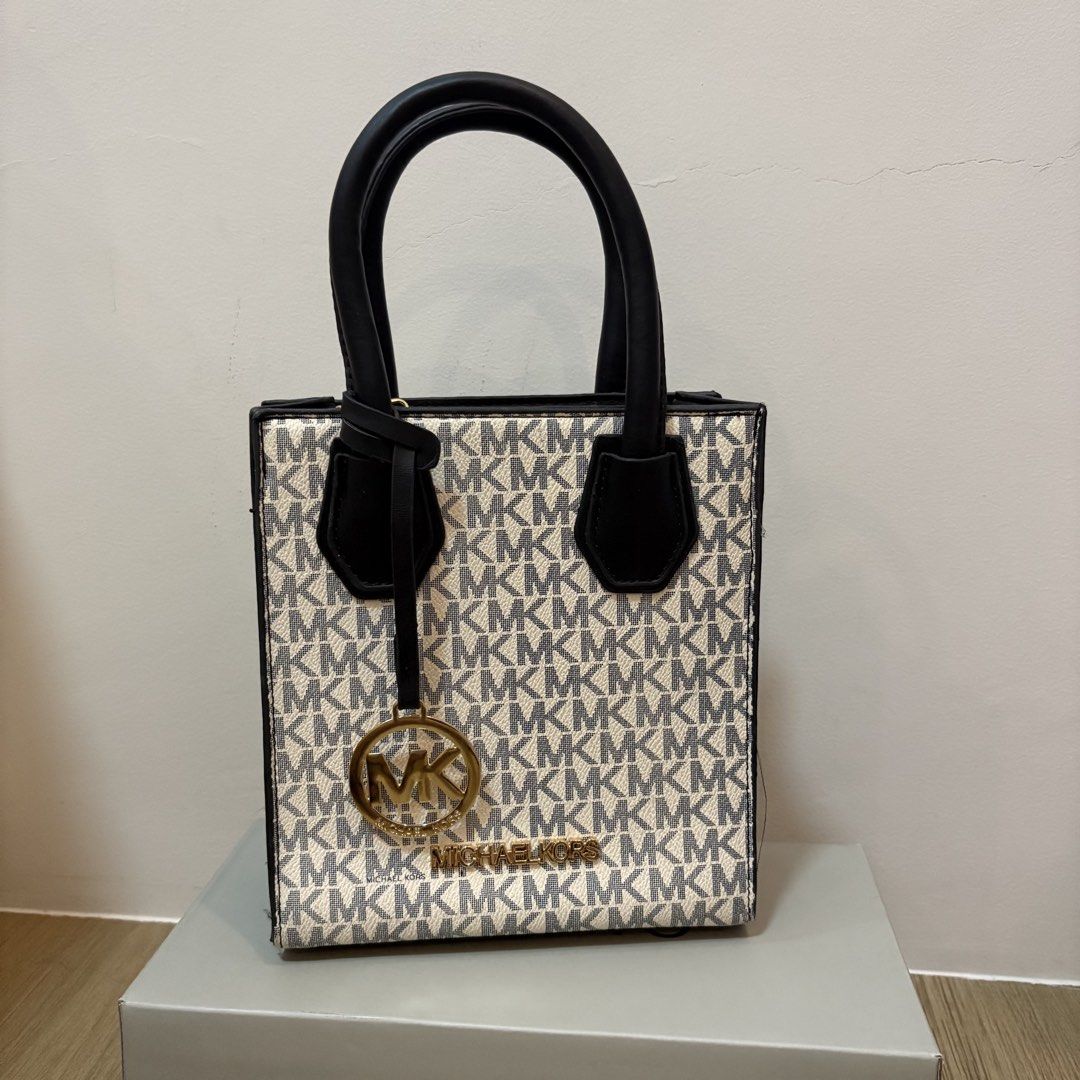 MK 2 Way Bag with Sling (Category: Cross-body Bags) located in Angeles City. Submitted by declutteredcloset_ (Listing ID 1468734747, Image 1). Description: .