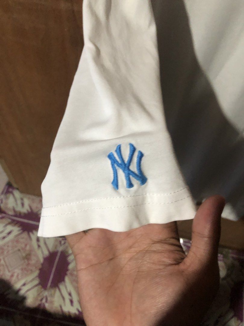 MLB NEW YORK YANKEES (Category: Tshirts & Polo Shirts ) located in Zamboanga. Submitted by rifthrift.zc (Listing ID 1468814536, Image 2). Description: size L 23W L27 good condi white na white need wash .