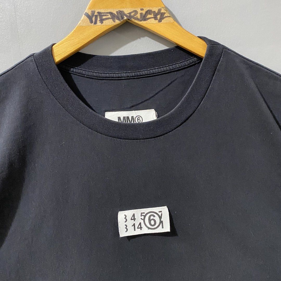 MM6 Maison Margiela Zoom Logo Tee (Category: Tshirts & Polo Shirts ) located in Makati City. Submitted by kendrickstuffs (Listing ID 1468909240, Image 2). Description: MM6 Maison Margiela Zoom Logo Tee XSmall ontags oversized 23' width pit to pit 28' length 2 pinholes see last photos for reference Verygood condition 950 only.