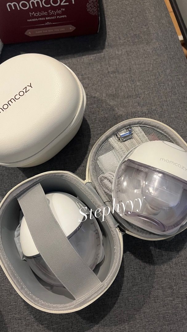 Momcozy M6 Gray (Category: Breastfeeding & Bottle Feeding) located in Valenzuela. Submitted by steph.yyy.yuuu (Listing ID 1468794402, Image 3). Description: - Brand: Momcozy - Model: M6 Mobile Style Single Breast Pump - Color: Gray - Type: Hands-free wearable breast pump - Condition: Brand new in box - Includes: Portable breast pump unit and storage/carrying case - Ideal for: Working moms, multitasking, and pumping on-the-go.