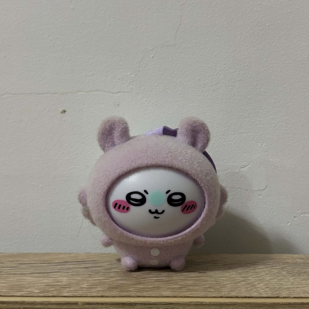 MOMONGA CHIIKAWA & FRIENDS Keychain (Category: Figurines & Statues) located in Binan City. Submitted by lovehskt (Listing ID 1468759769, Image 3). Description: momonga rotating face keychain GCASH/MARIBANK/GOTYME MOP J&T or Lalamove df shouldered by buyer.