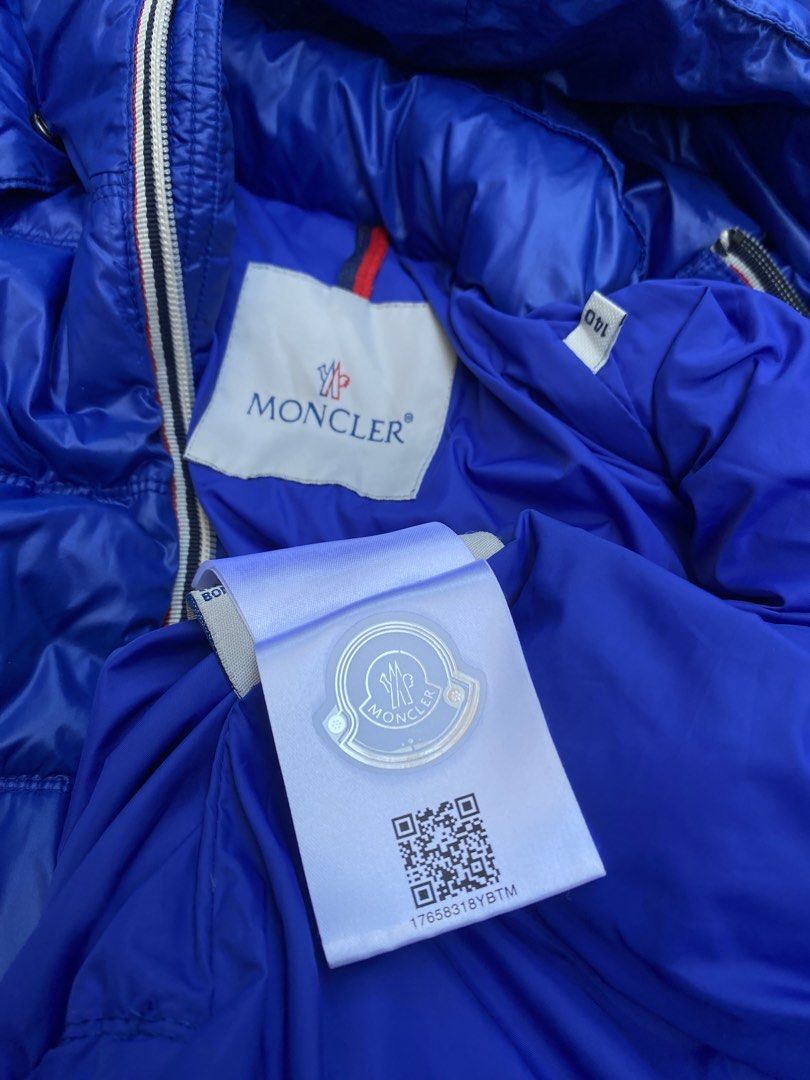 Moncler Blue Down Puffer Jacket Size 140 (Category: Coats, Jackets and Outerwear) located in Pozorrubio. Submitted by izaykite2g (Listing ID 1468815514, Image 2). Description: - Authentic Moncler kids down puffer jacket in a striking royal blue shade - 18 inches width - 22 inches length - fit to small to medium adult womens - issue : last 2 picture - Size 140 (ideal for kids) - Warm down-filled quilted construction to keep out the cold - Features