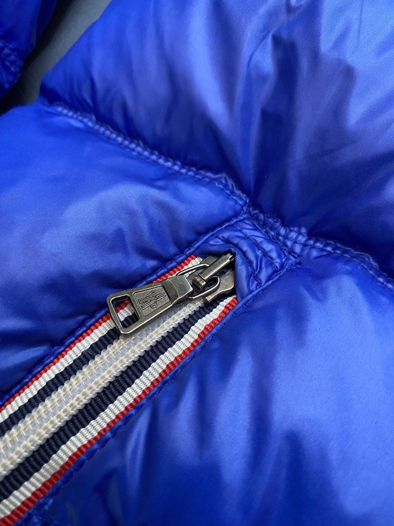 Moncler Blue Down Puffer Jacket Size 140 (Category: Coats, Jackets and Outerwear) located in Pozorrubio. Submitted by izaykite2g (Listing ID 1468815514, Image 3). Description: - Authentic Moncler kids down puffer jacket in a striking royal blue shade - 18 inches width - 22 inches length - fit to small to medium adult womens - issue : last 2 picture - Size 140 (ideal for kids) - Warm down-filled quilted construction to keep out the cold - Features