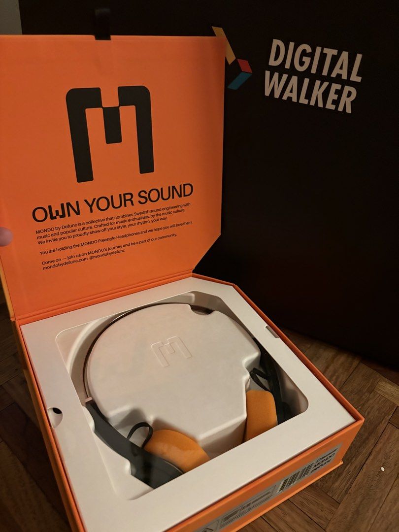 Mondo By Defunc (Category: Headphones & Headsets) located in Manila. Submitted by itschristnotkris (Listing ID 1468825268, Image 3). Description: .