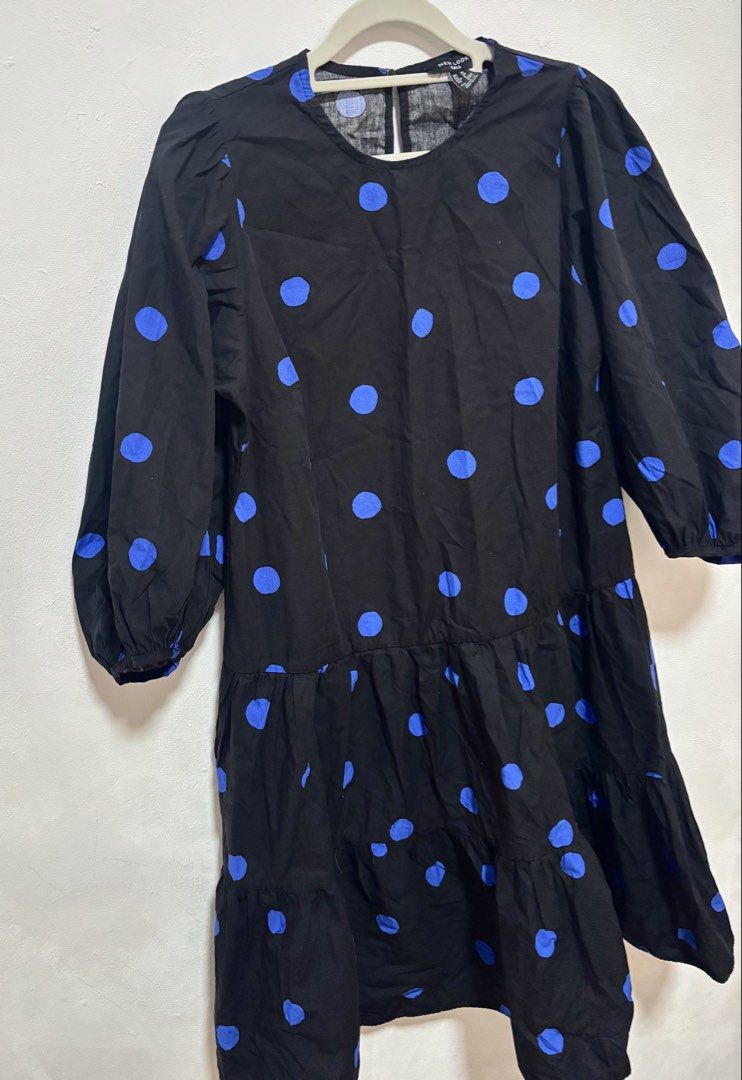 Monki Black Polka Dress (Category: Dresses) located in Davao. Submitted by outoftheclosetdvo (Listing ID 1468743907, Image 3). Description: Fits medium to semi large.