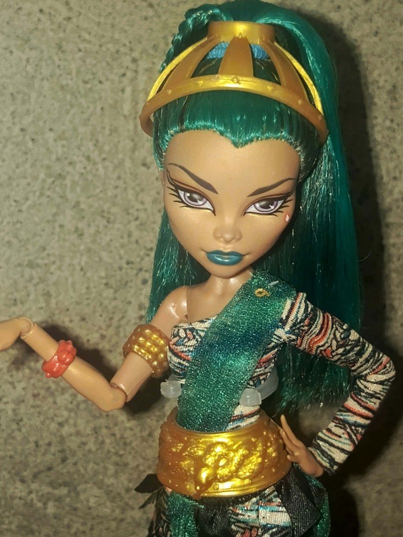 Monster High Nefera (Category: Kids Toys) located in Luisiana. Submitted by behatibaby (Listing ID 1468783272, Image 2). Description: missing jewelry,pet and bag!!! CAN DO LP FOR SURE BUYERS!!! PAYO ONLY!!.