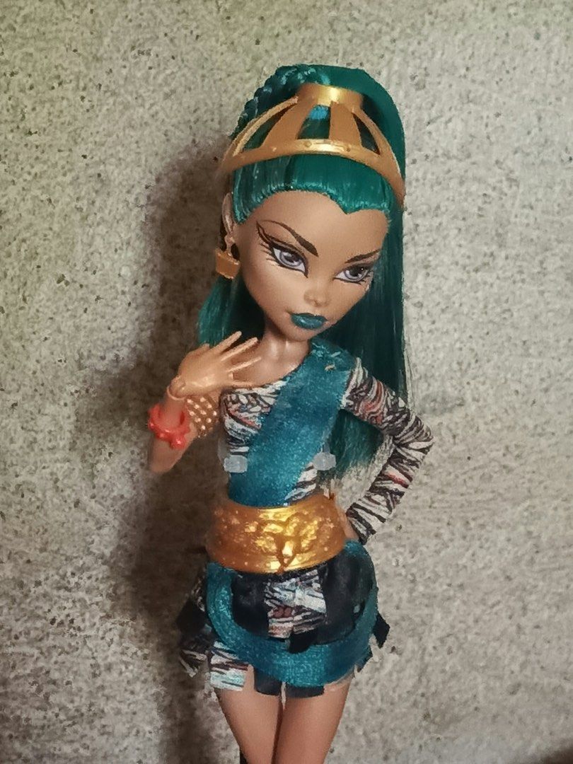 Monster High Nefera (Category: Kids Toys) located in Luisiana. Submitted by behatibaby (Listing ID 1468783272, Image 3). Description: missing jewelry,pet and bag!!! CAN DO LP FOR SURE BUYERS!!! PAYO ONLY!!.