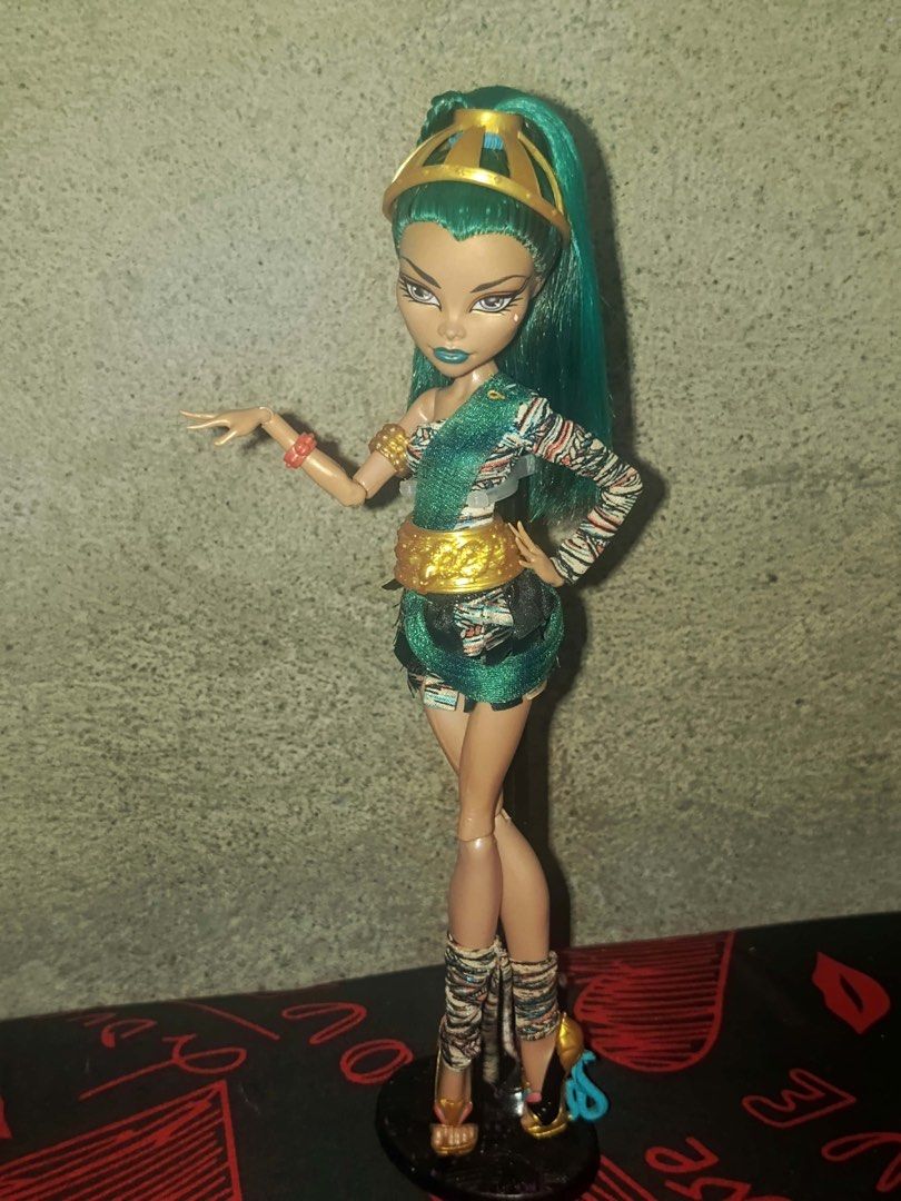 Monster High Nefera (Category: Kids Toys) located in Luisiana. Submitted by behatibaby (Listing ID 1468783272, Image 1). Description: missing jewelry,pet and bag!!! CAN DO LP FOR SURE BUYERS!!! PAYO ONLY!!.