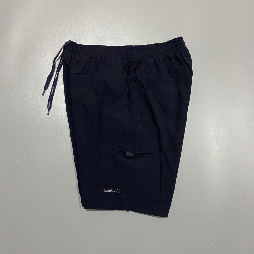Mont-Bell Functional Nylon Cargo Short Navy (Category: Shorts) located in Cebu City. Submitted by johngregmoldez03 (Listing ID 1468928253, Image 2). Description: Mont-Bell Functional Nylon Cargo Short Navy Size: Small on tag Dimension: 28-30 Waist / 18 Length Color Rate: 10/10 Good as New No Issue Pm📩.