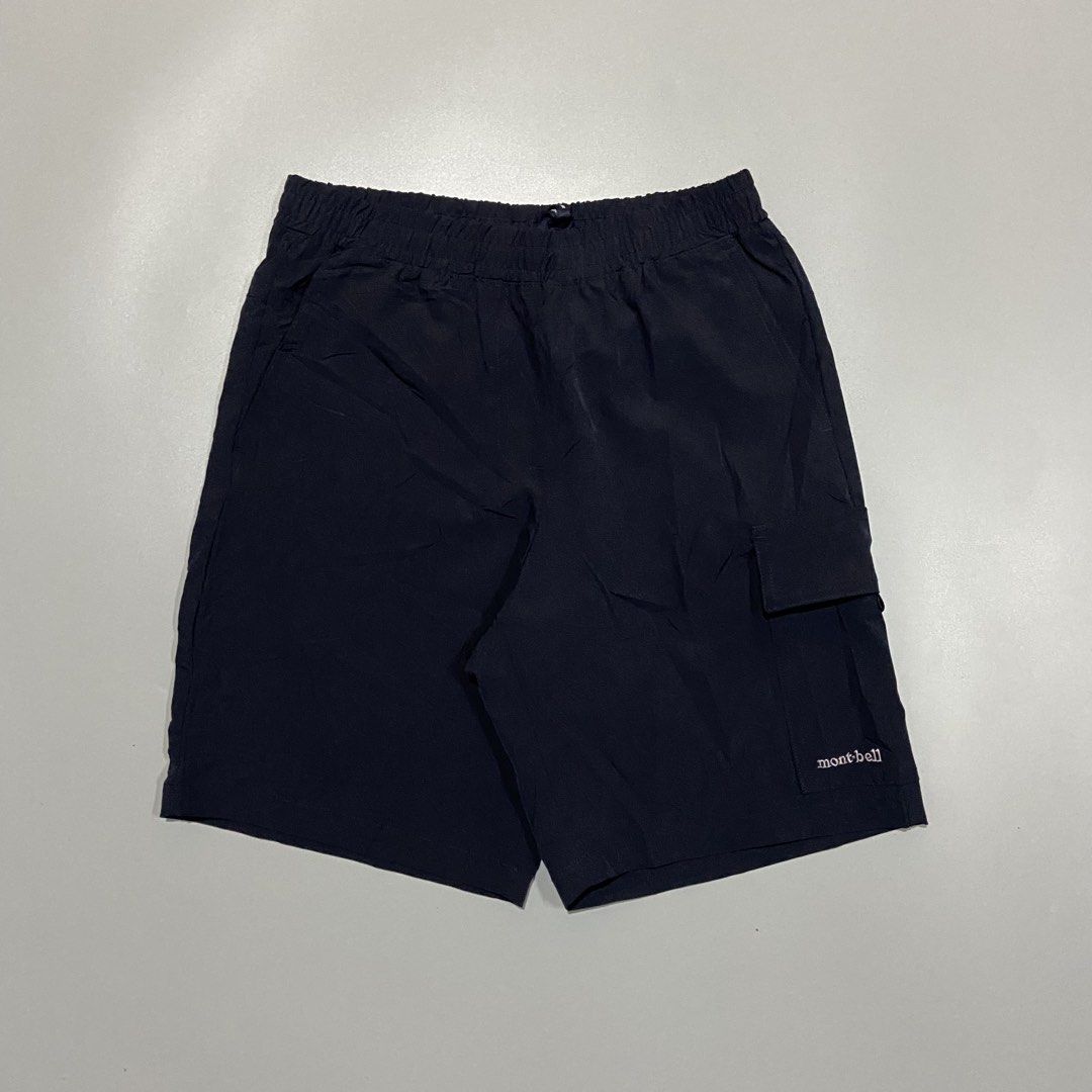 Mont-Bell Functional Nylon Cargo Short Navy (Category: Shorts) located in Cebu City. Submitted by johngregmoldez03 (Listing ID 1468928253, Image 1). Description: Mont-Bell Functional Nylon Cargo Short Navy Size: Small on tag Dimension: 28-30 Waist / 18 Length Color Rate: 10/10 Good as New No Issue Pm📩.