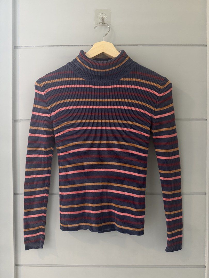 M&S STRIPE TURTLE NECK (s) (Category: Coats, Jackets and Outerwear) located in Lipa City. Submitted by upcycle_alley (Listing ID 1468807760, Image 1). Description: .