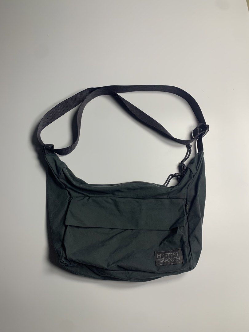 MYSTERY RANCH PACKABLE BAGS (Category: Sling Bags) located in Dinalupihan. Submitted by bigboythrift7 (Listing ID 1468893331, Image 3). Description: MYSTERY RANCH PACKABLE BAGS ASPACK ONLY NEED WASH NO ISSUE ₱3580+SHIPPING LOCATION DINALUPIHAN BATAAN .