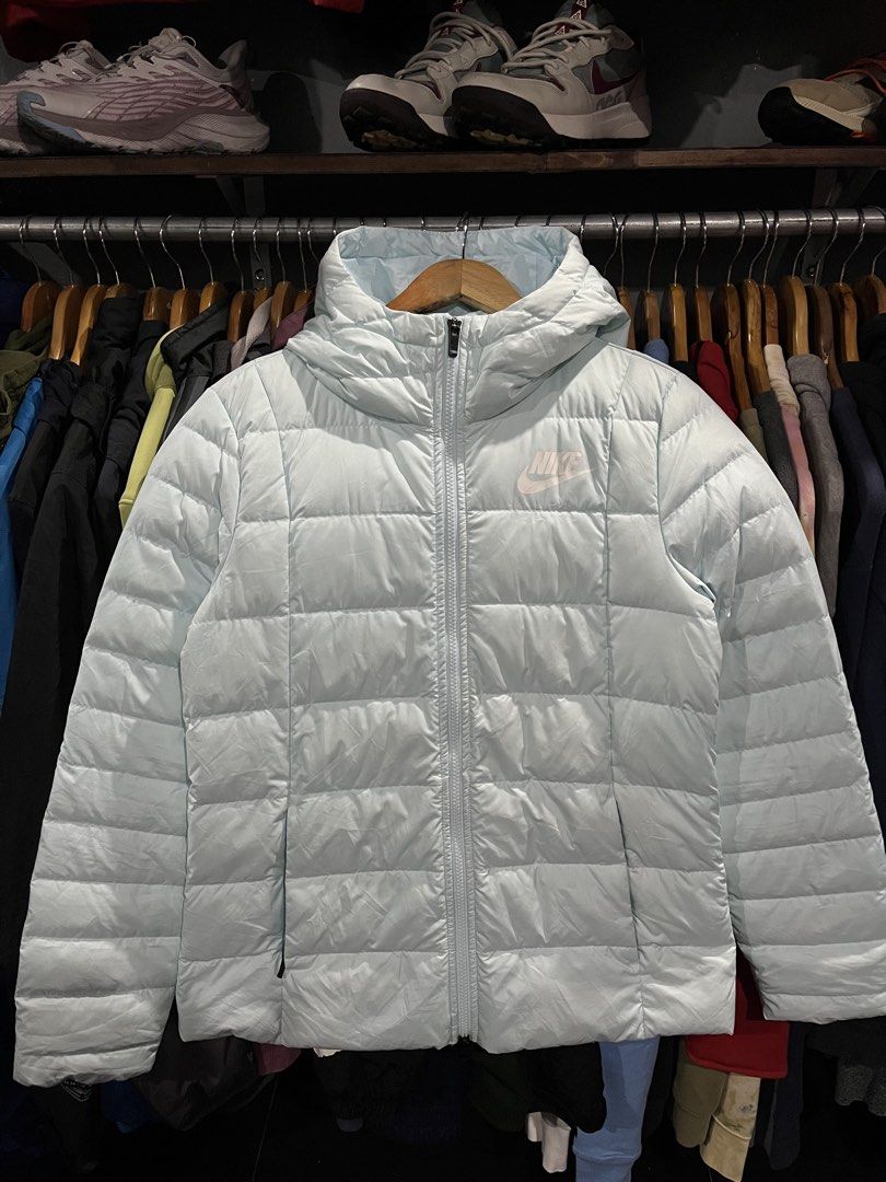 N I K E Womens Down Fill Puffer Jacket (Category: Coats, Jackets and Outerwear) located in Baliuag. Submitted by TOCThrift (Listing ID 1468714005, Image 1). Description: N I K E Womens Down Fill Puffer Jacket Size L on tag 19.5 width x 26 Length M-L womens fit Excellent Condition (di makuha actual color) mas maganda kulay sa personal No issue 1280 + SF Baliwag, Bulacan.