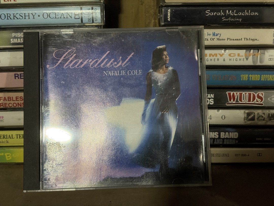 Natalie Cole Stardust Audio CD Album (Category: CDs & DVDs) located in Tabaco. Submitted by cinemahilig (Listing ID 1468880121, Image 1). Description: - Album: Natalie Cole - Stardust audio CD - Format: Standard jewel case with front insert and back artwork/tracklist - Condition: Disc plays fine, well-stored in a personal music collection - Genre: Classic pop and jazz - Ideal for: Collectors and music fans.