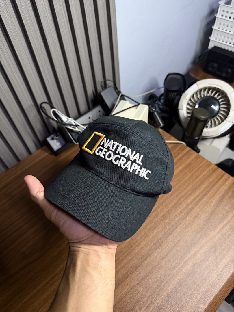 National Geographic Black Snapback Cap (Category: Caps & Hats) located in San Rafael. Submitted by jeremybelza (Listing ID 1468927862, Image 1). Description: National Geographic Brand new condition No flaws 480.