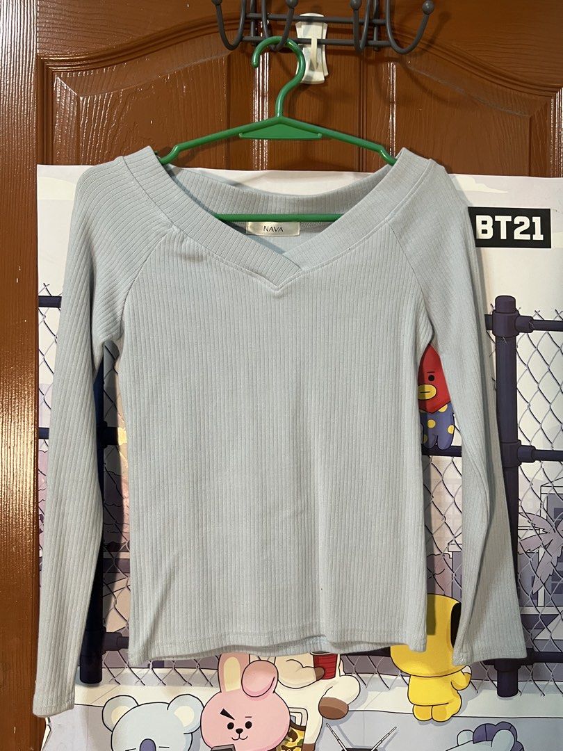 NAVA Light Blue Ribbed Long Sleeve Top (Category: Longsleeves) located in Marikina City. Submitted by yssacee (Listing ID 1468903133, Image 2). Description: - Light Blue, can be off-shoulder or regular sleeved top - looks elegant and stylish, best with jeans or white shorts - great quality - rfs: does not fit me anymore - shipping from lower Antipolo Rizal - pm for more photos - fits XS-S womens .