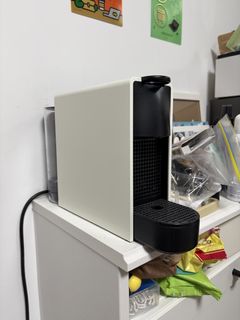 （分類：）位於 。 由 sbottle1 提交（商品編號 1468809070，圖片 1）。簡介： 。