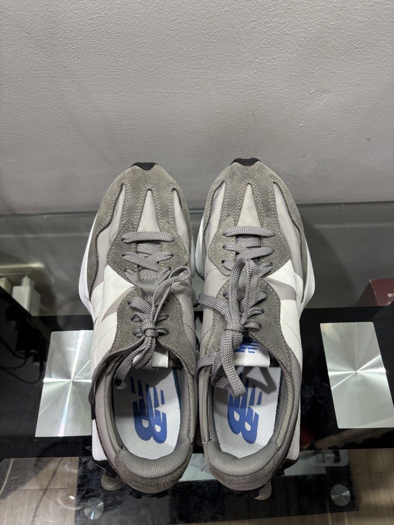 NEW BALANCE 327 (MARBLEHEAD) SHOES (Category: Casual Shoes) located in Manila. Submitted by jonard2297 (Listing ID 1468761846, Image 2). Description: - No box - Good as new - Size US: 9 - 27 cm.