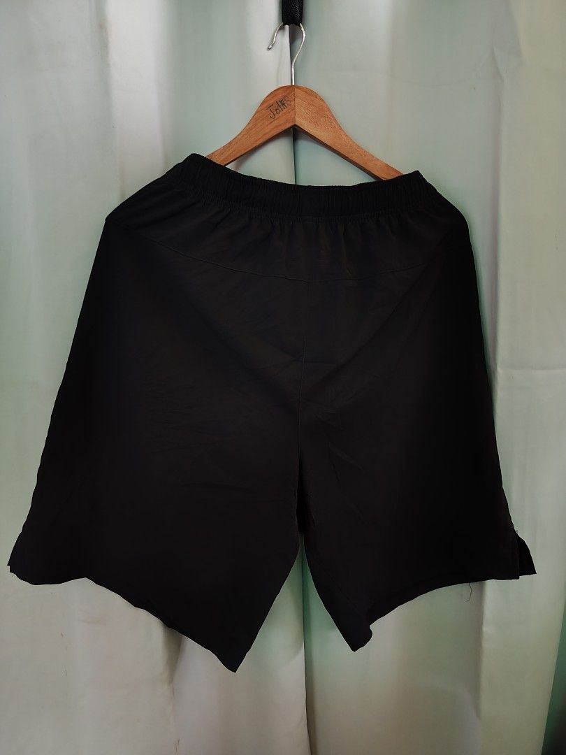 New Balance Running Short 🔥 (Category: Shorts) located in Tabaco. Submitted by thrifttobecool (Listing ID 1468926670, Image 2). Description: Excellent Condition 💯 9.6/10 Color Rate 💯 L - XL ✅ 15 Width 📌 20 Length 📌 30-38 Waistline ✅ 300 ✅ + sf 📌 Location Bicol ✅.