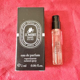 (Category: ) located in . Submitted by vanityboutique (Listing ID 1468758032, Image 1). Description: .