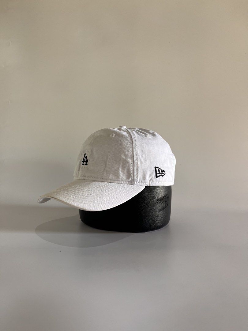 New Era 9forty Dadhat (Category: Caps & Hats) located in Malaybalay. Submitted by haulsome (Listing ID 1468849198, Image 2). Description: New Era 9forty Dadhat -No flaws/Like new -Features an embroidered LA up front and the classic new era logo on sides -Adult size, adjustable strap 550php, +sf.